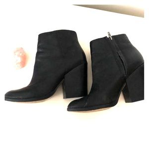 Black leather DV ankle booties